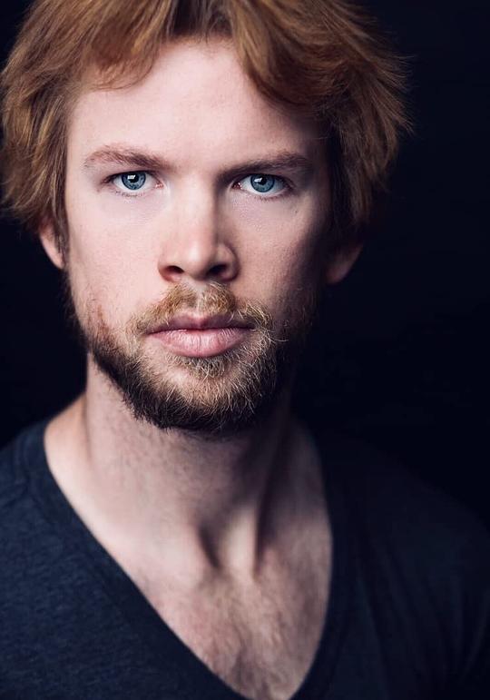 汤姆·辛克莱尔 Tom Sinclair