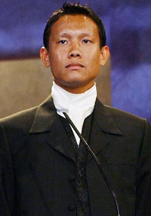 萨卡达·卡温巴迪 Sakda Kaewbuadee