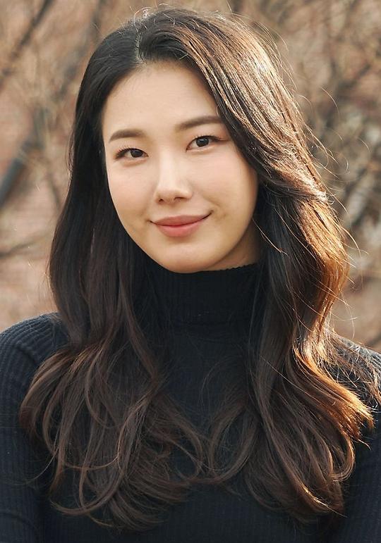郑嘉熙 Gahee Jung