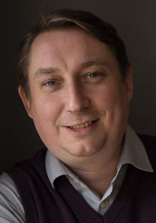 罗伯特·米克卢斯 Robert Miklus