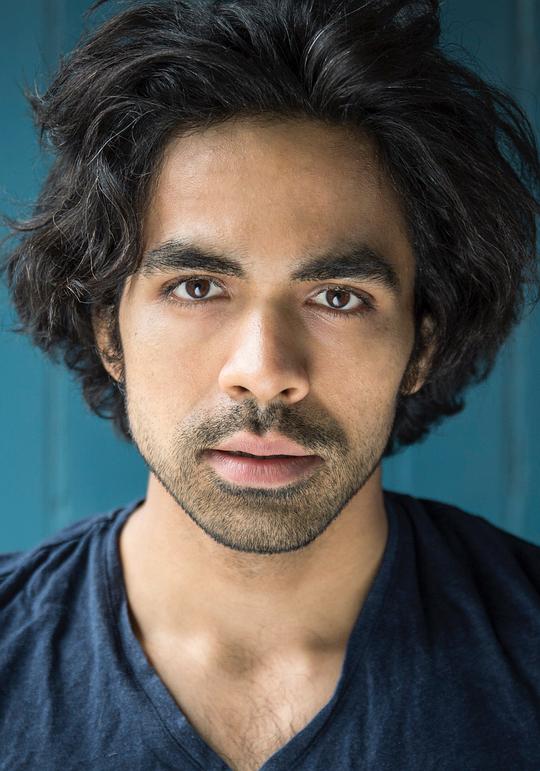 尼克希尔·杜比 Nikhil Dubey