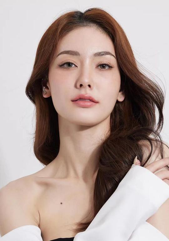 瑞娜·查塔蒙彩 Rina Chatamonchai