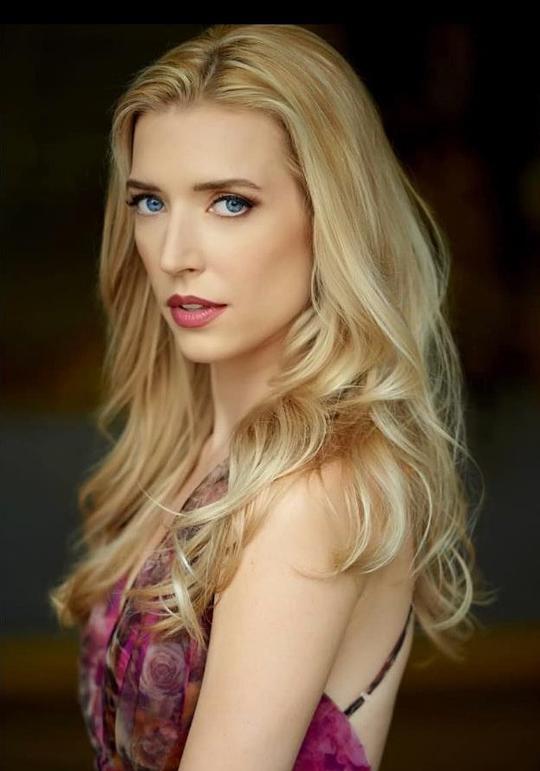Caitlin Pasquet Caitlin Pasquet