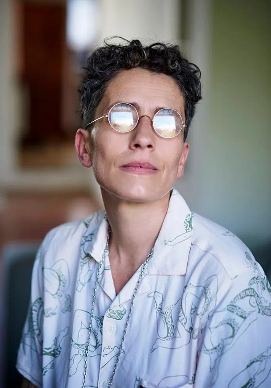 阿尔贝蒂娜·卡里 Albertina Carri