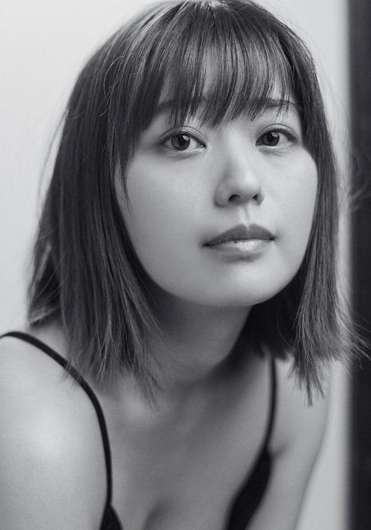 富手麻妙 Ami Tomite