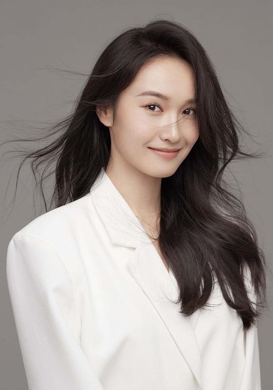王露浠 Luxi Wang
