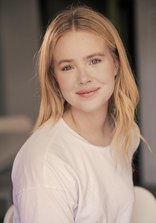 乔安·哈特 Joan Hart