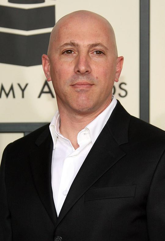 梅纳德·詹姆斯·基南 Maynard James Keenan