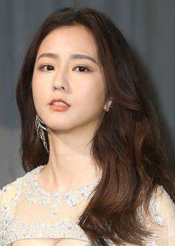 周晓涵 Amanda Chou