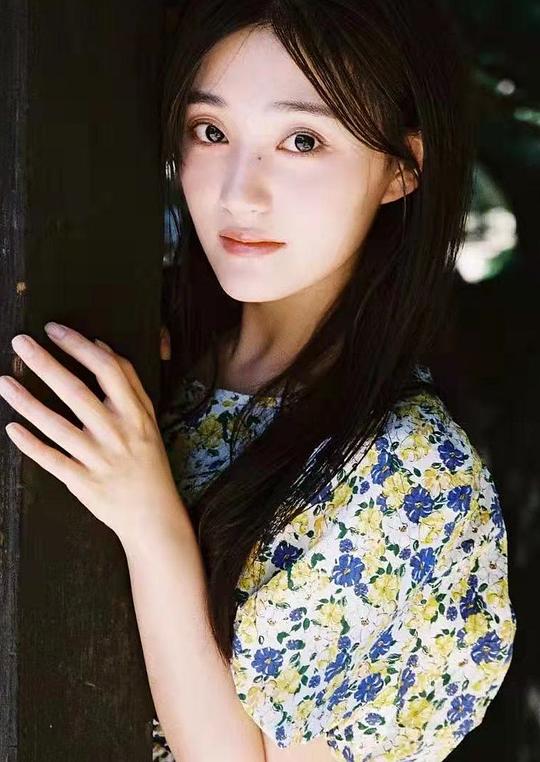 张婉芳 Wanfang Zhang