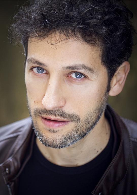 莱奥纳尔多·桑蒂尼 Leonardo Santini