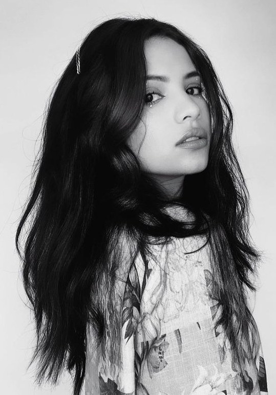 妮基·罗德里格斯 Nikki Rodriguez