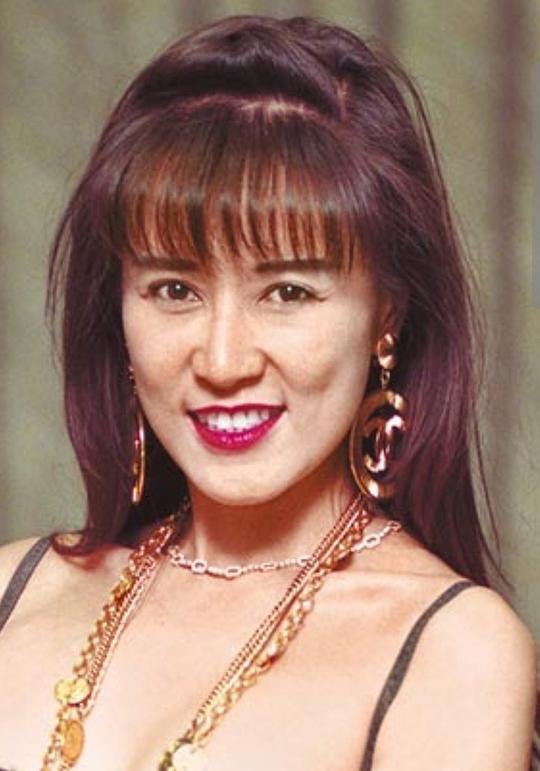 罗霈颖 Pei-Ying Lo