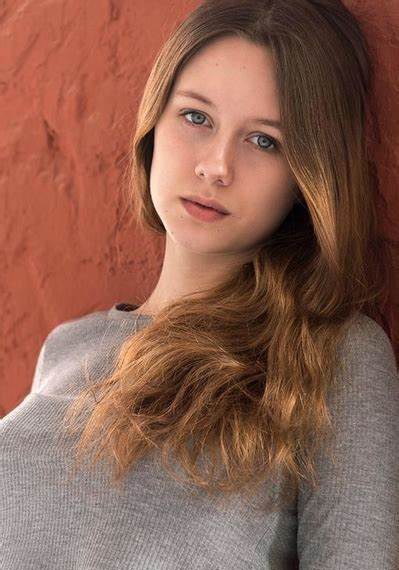 克里斯蒂娜·伊莎基娜 Kristina Isaykina