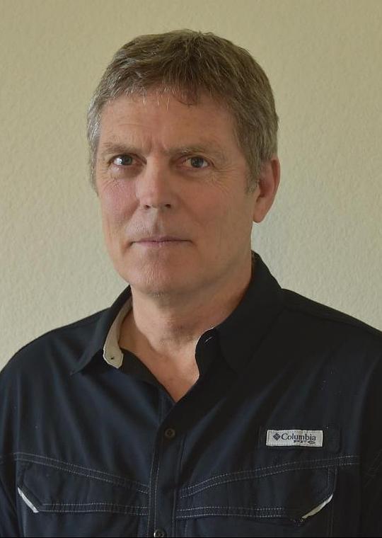 格雷格·斯莫兹 Gregg Smrz