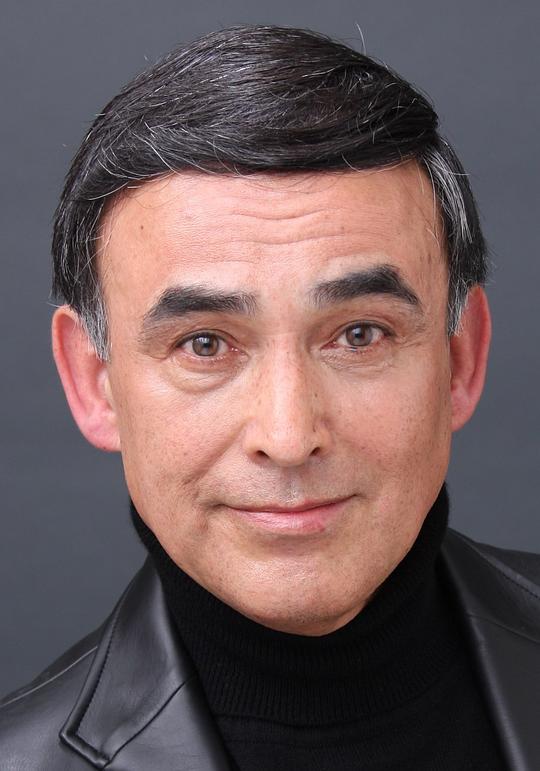 蟇目良 Ryō Hikime