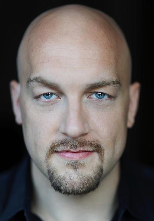 亚历山大·杰米尼亚尼 Alexander Gemignani