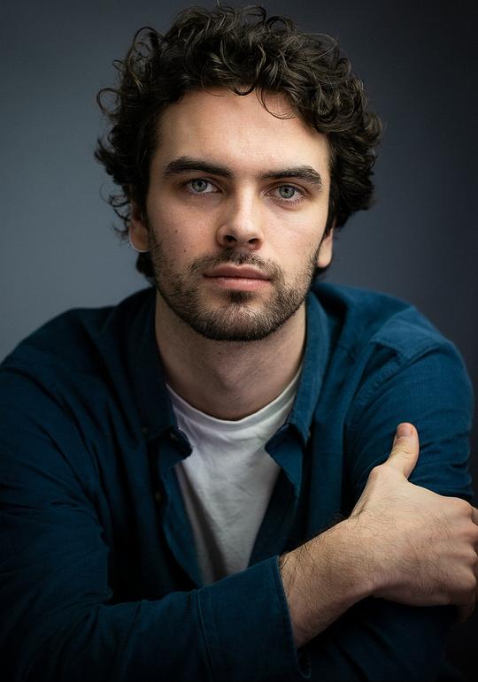 卢卡斯·奥雷利奥 Lucas Aurelio