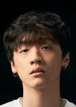 克利特·杰拉帕塔那努望 Krit Jeerapattananuwong
