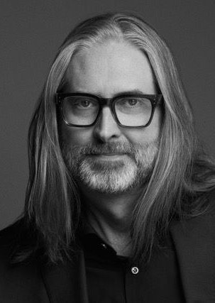 迈克尔·约翰·沃伦 Michael John Warren
