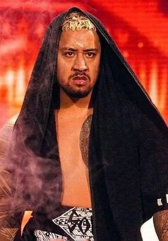 索罗·西科亚 Solo Sikoa