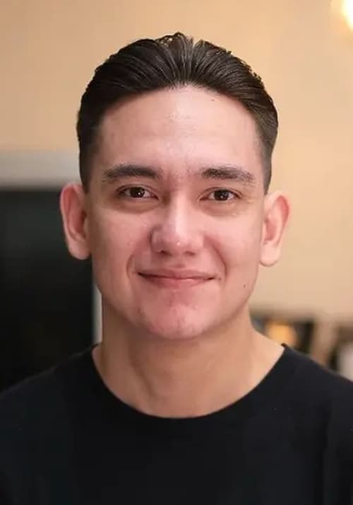 阿迪帕蒂·多尔肯 Adipati Dolken