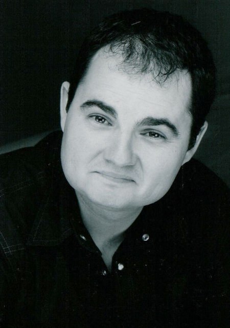 迪伦·罗伯茨 Dylan Roberts