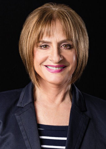帕蒂·卢波恩 Patti LuPone