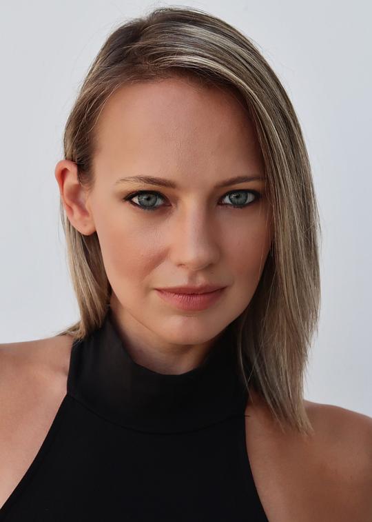 茜耶拉·科林斯 Sierra Collins