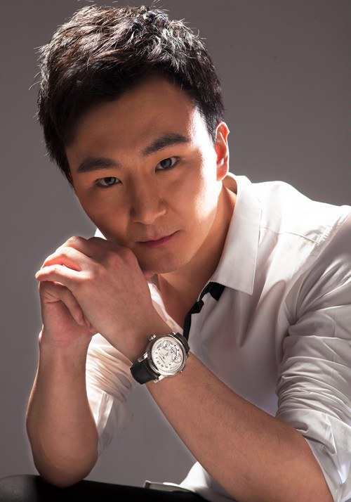佟乐 Le Tong
