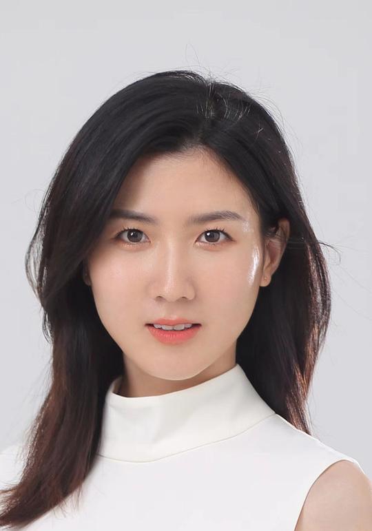 张海怡 Haiyi Zhang