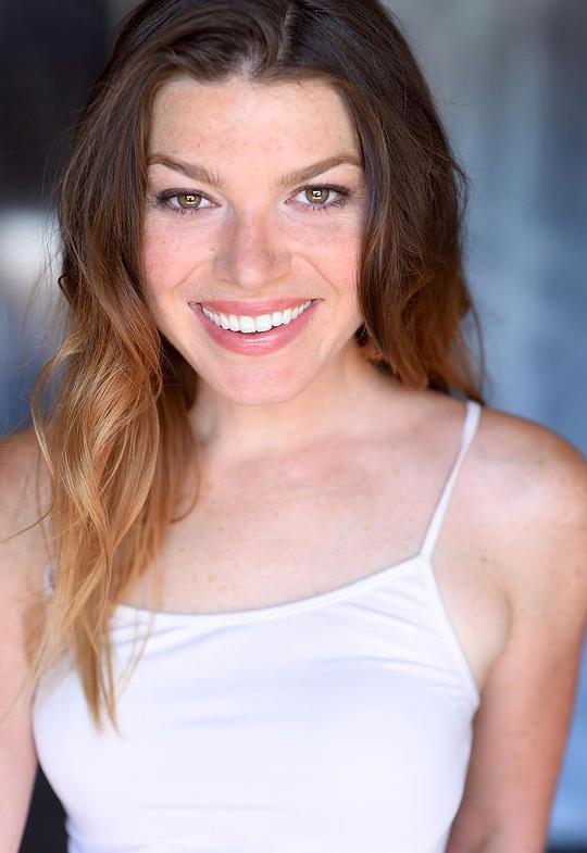 妮可莱特·斯维尼 Nicolette Sweeney