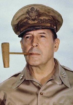 道格拉斯·麦克阿瑟 Douglas MacArthur