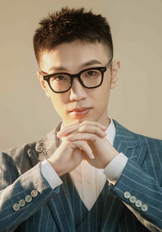 韩潇 Xiao Han