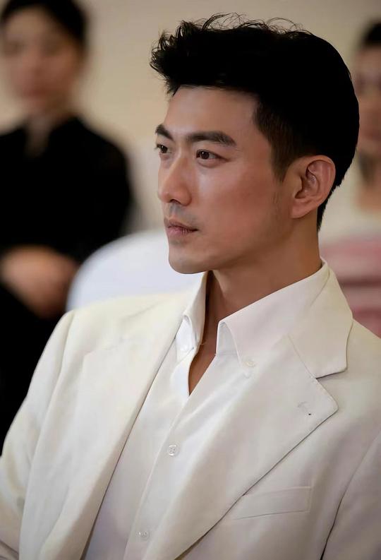 于龙 Long Yu