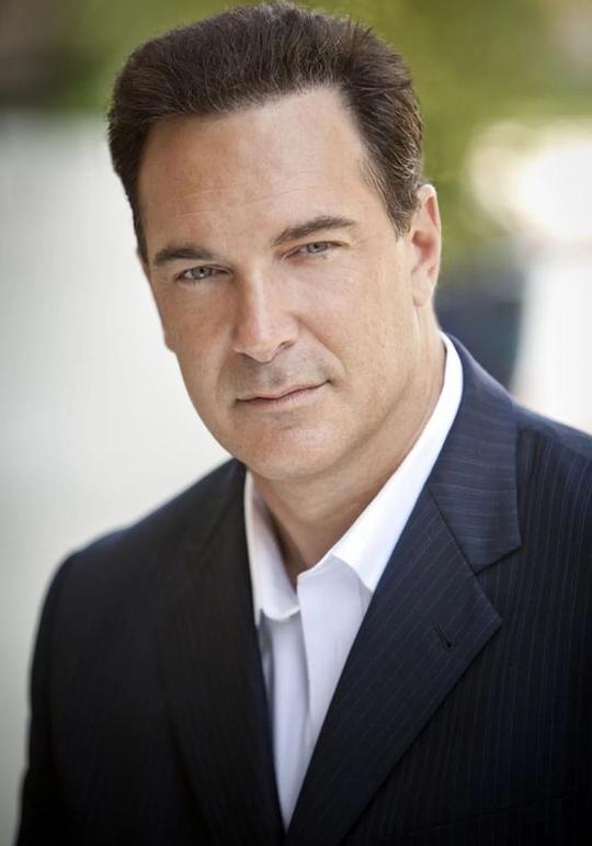 帕特里克·沃伯顿 Patrick Warburton