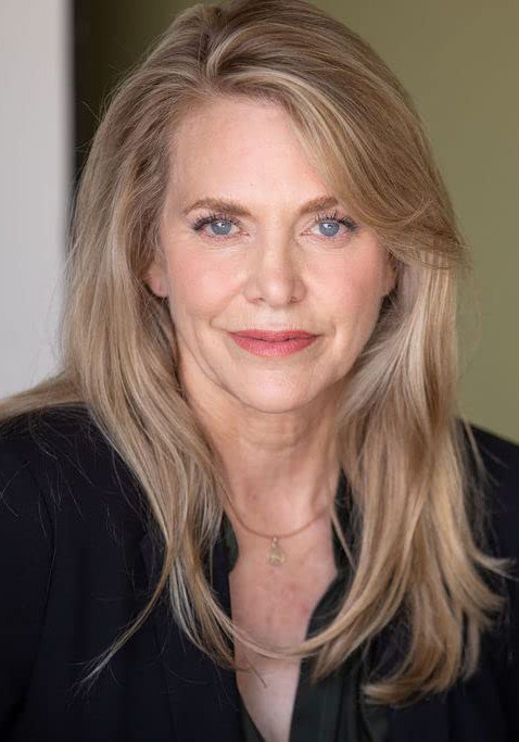 凯瑟琳·霍利斯·彼得斯 Kathryn Hollis Peters