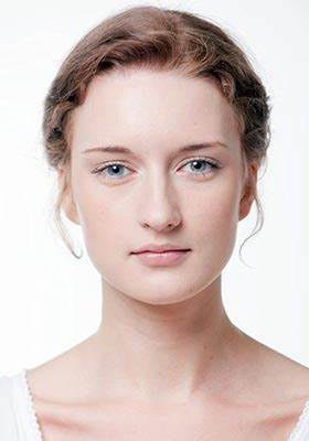 亚尼娜·伊萨茨基纳 Yanina Isaitschkina
