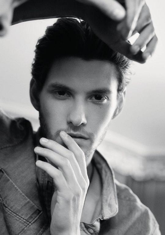 本·巴恩斯 Ben Barnes