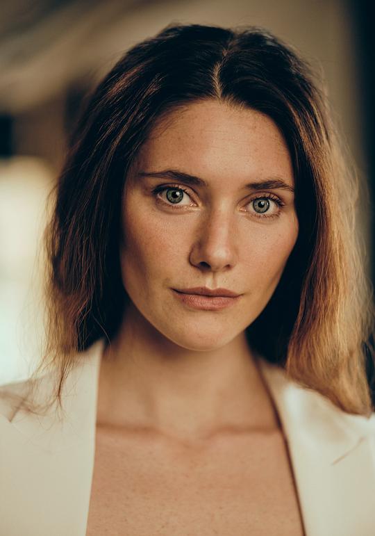 Julia Frith Julia Frith