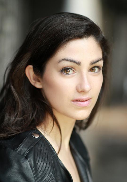 卡西·布拉德利 Cassie Bradley
