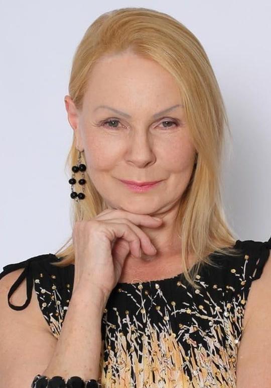 奥尔佳·普雷斯尼亚科娃 Olga Presnyakova