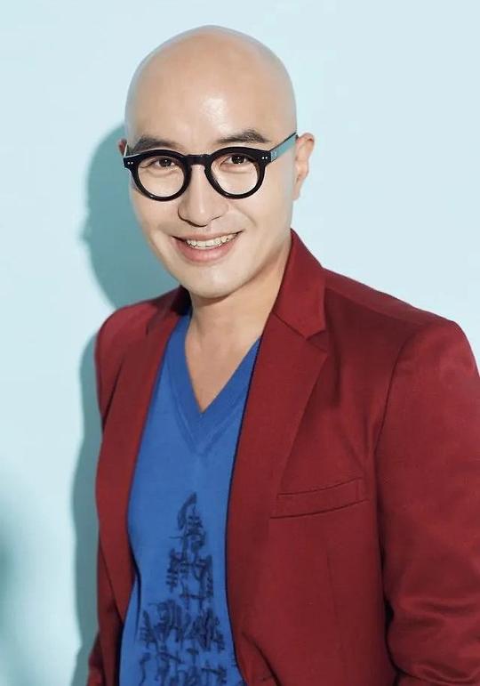 洪锡天 Seok-cheon Hong