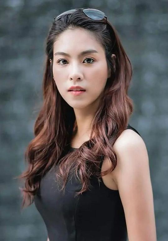 查娜拉迪·安塔希利 Chanaradee Auntasri