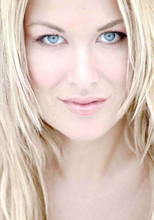 凯特·斯蒂恩 Kate Steen