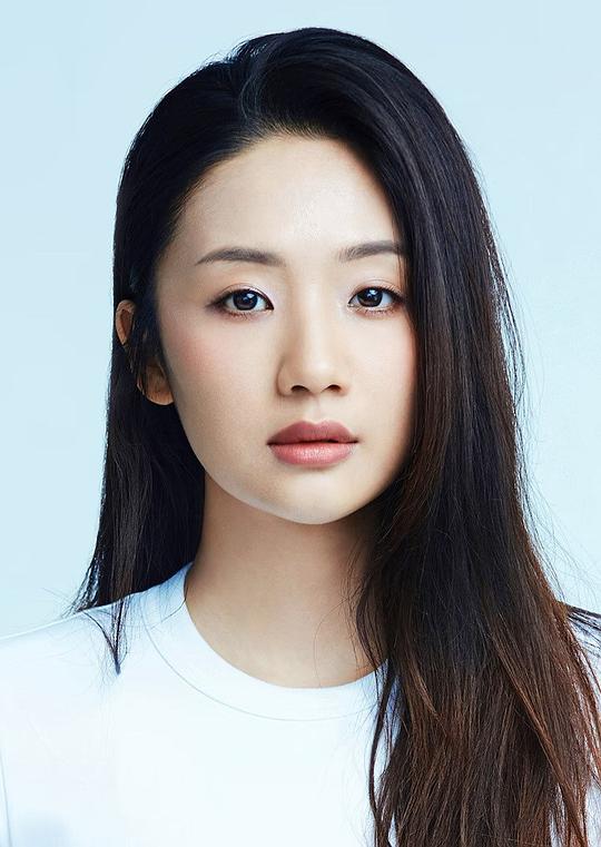 汤加文 Carmen Tong