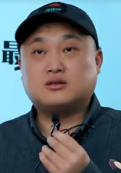 王巍