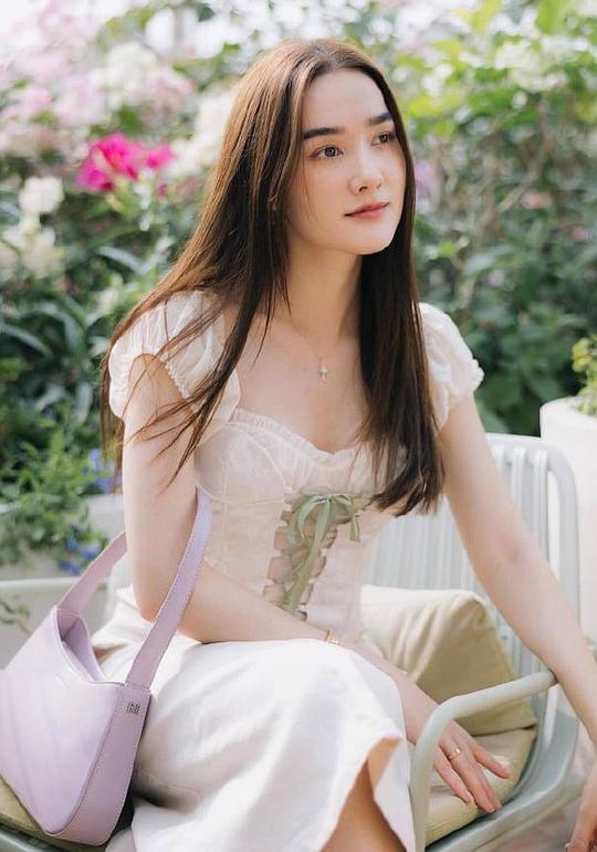 黛安娜·芙丽珀 Diana Flipo