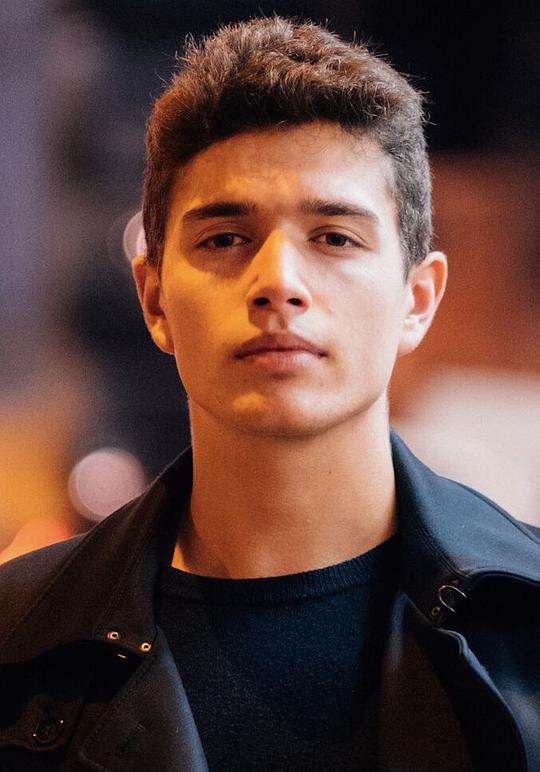 贡萨洛·阿尔梅达 Gonçalo Almeida