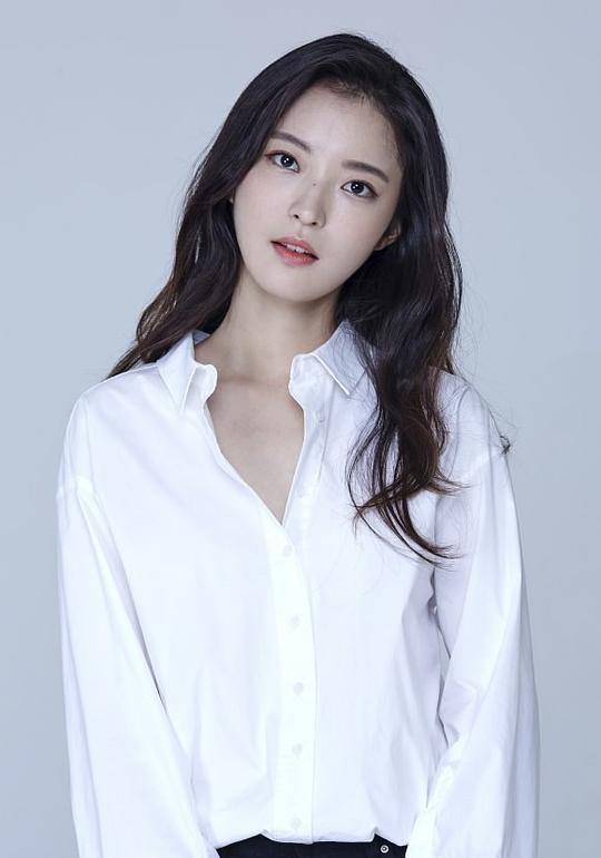 韩多率 Han Da Sol
